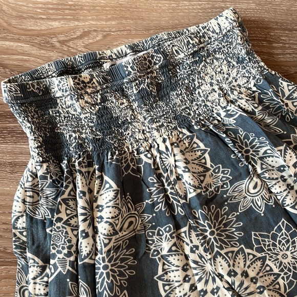 Lotus and Luna Sausalito Harem Pants - Picture 2 of 4